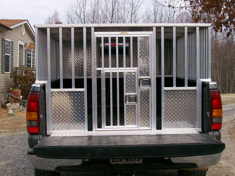 ch-dog-box-038